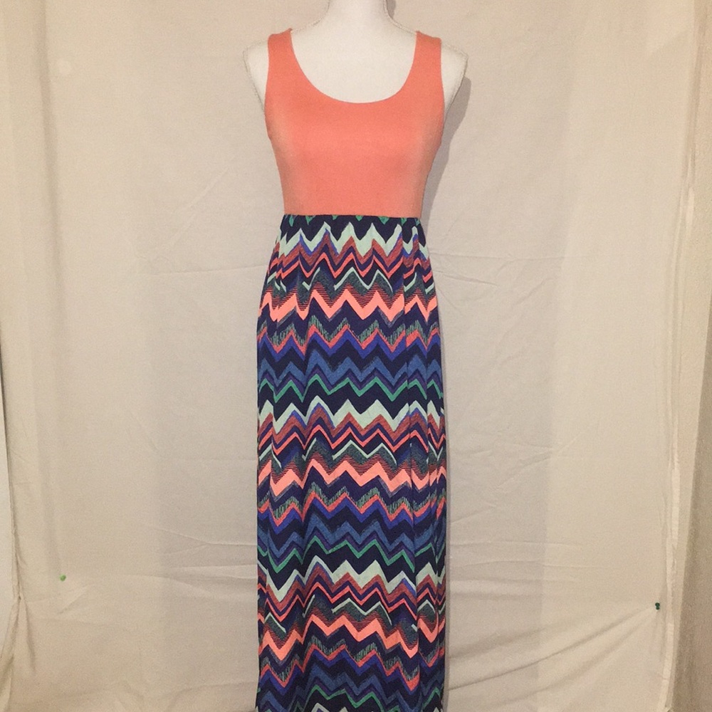 Sleeveless Maxi Dress